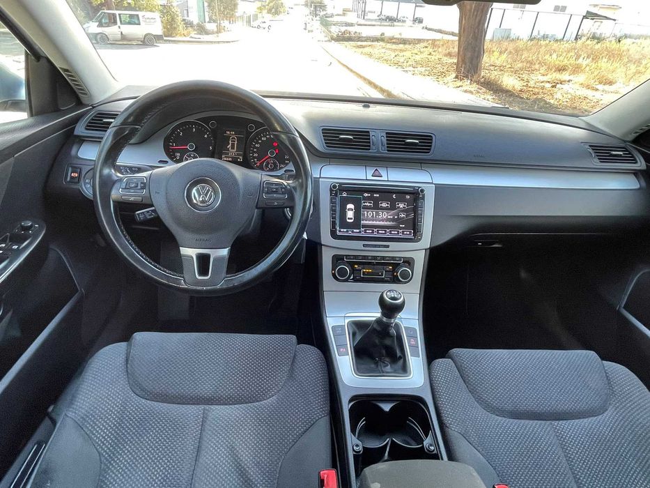 Volkswagen passat variant confortline 1.6 TDI - 2010 — photo 5