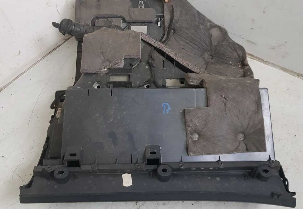 Porta-Luvas AUDI A4 8E & cooler como novo!