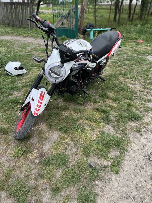 Musstang Xtreet 250