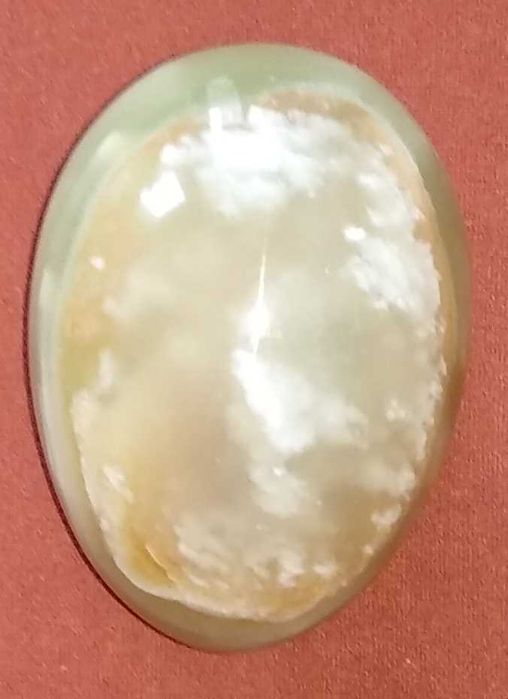 Agat kamień w kształcie jaja jajko z kamienia kamienne jajo