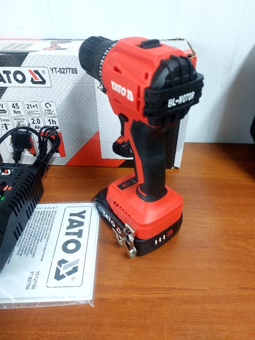 Шуруповерт акумуляторний безщітковий YATO YT-827788 18В 2А·год 45Н