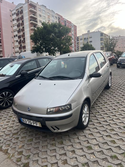 Fiat punto ano 2000