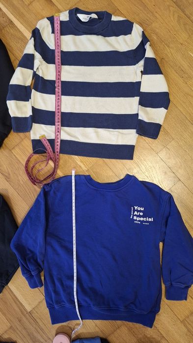 Кофтинки на хлопчика 5-6 років. Гарний стан