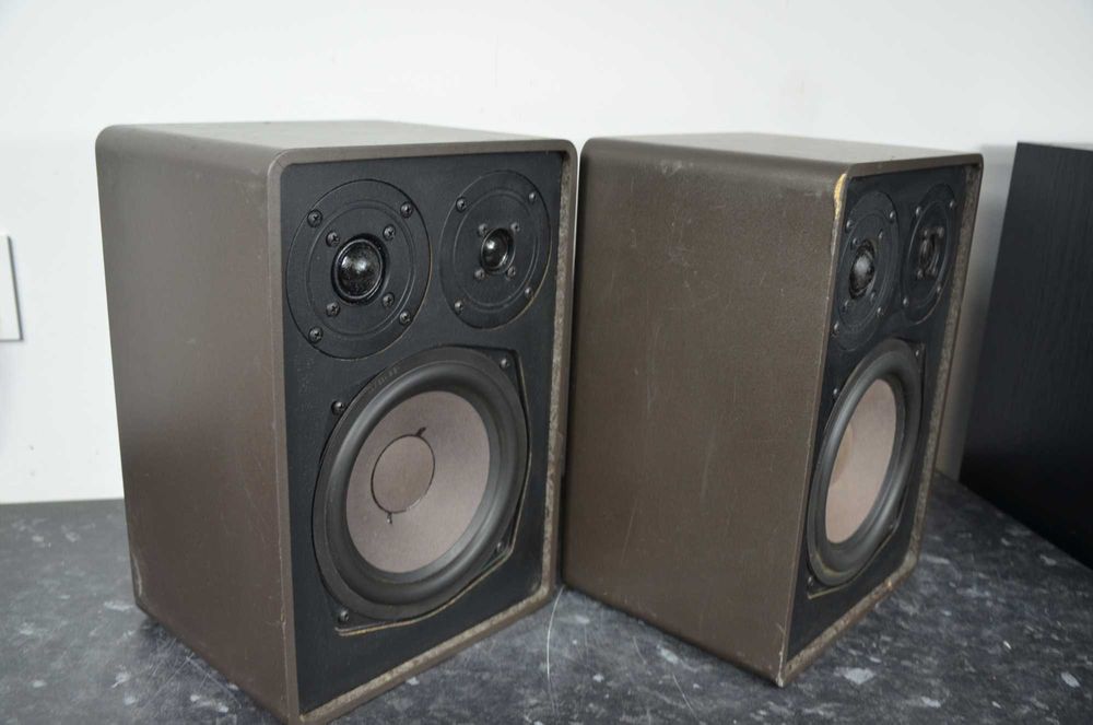 CANTON FONUM 30 Kolumny Trójdrożne Kolumny Stereo.