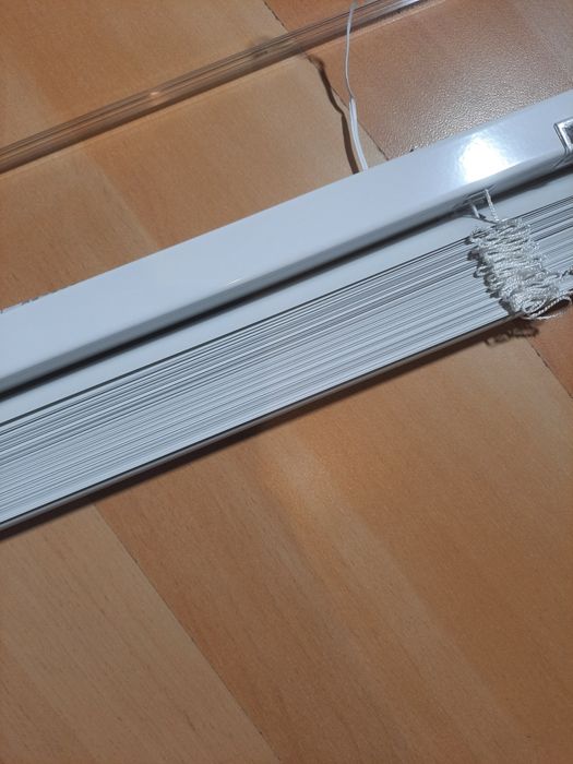 Żaluzja aluminiowa 25 mm 100x130cm biała