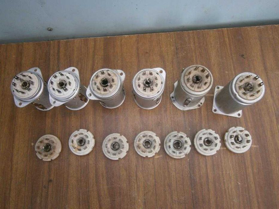 Панельки для радиоламп