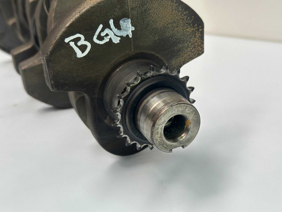 Cambota do motor VW Golf V 1.6FSI (BGU)