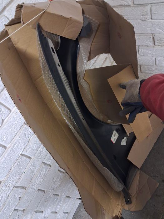 Błotnik przedni lewy bmw 3 (E46)

N