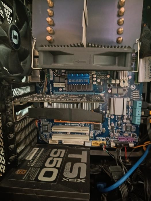 AMD Phenom II X4 | 16GB RAM (Obsługuje 32GB!) | GA-MA790XT-UD4P | XFX