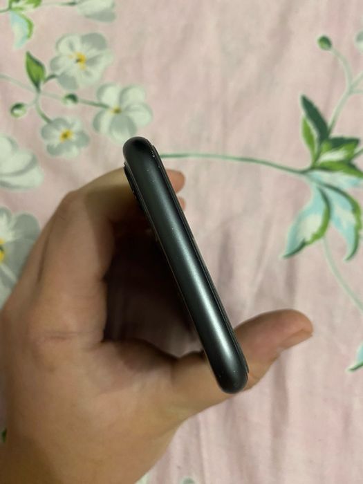 Iphone11 на 128 gb обмен на другой телефон предлагайте