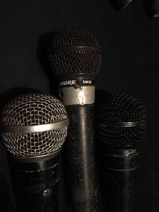 4 microfones Sure