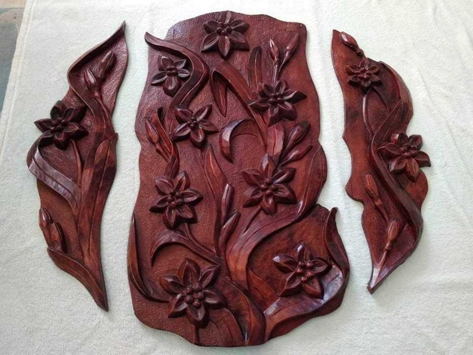Rzeźba z Drewna Płaskorzeźba Panel + zegar