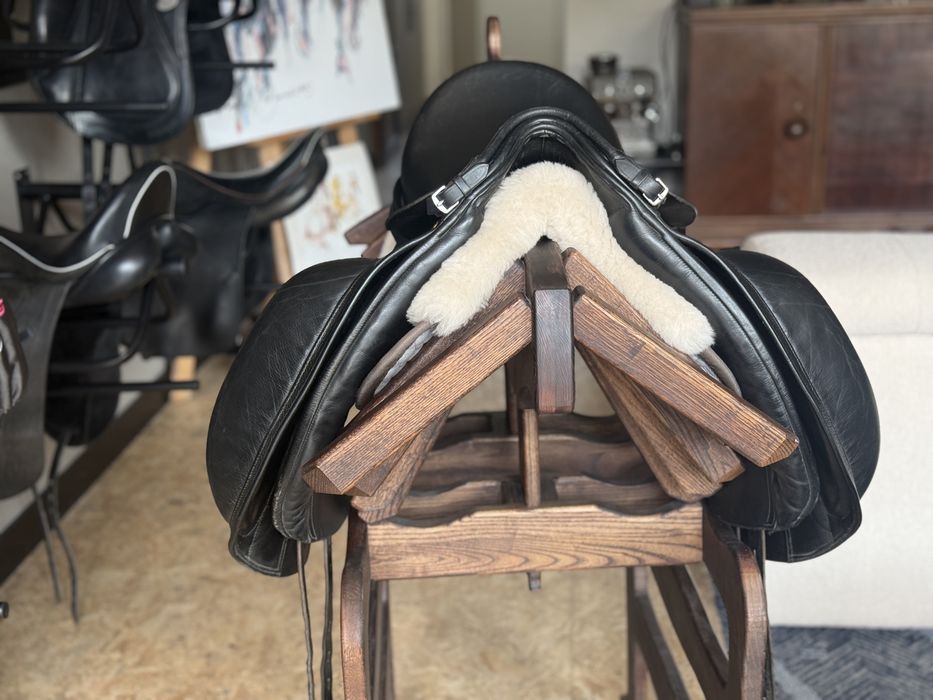 108. Kentaur Andromeda Dressage 17,5” / 33