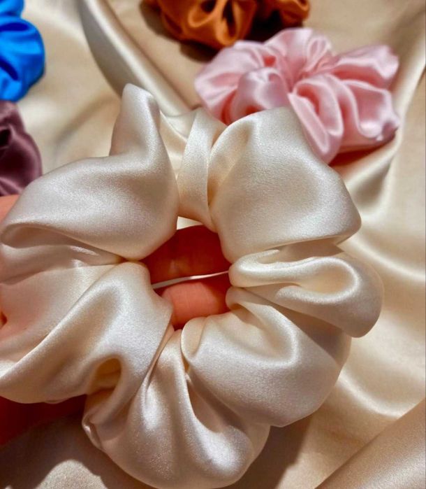 Шелковые резинки для волос