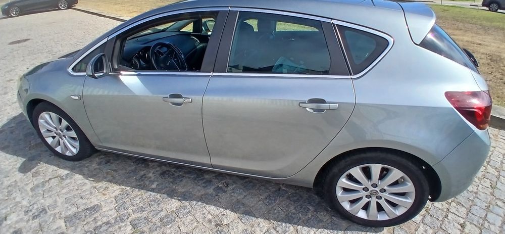 Opel astra j 1.3 cdti eco flex 2011