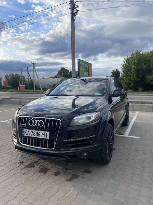 Audi Q7 3.0 бензин