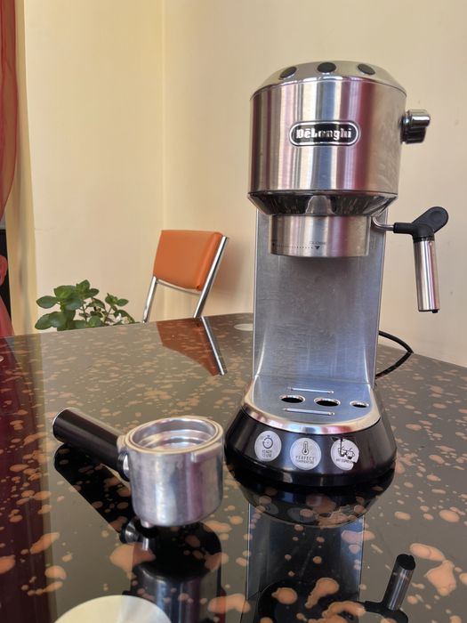 Кавоварка Delonghi