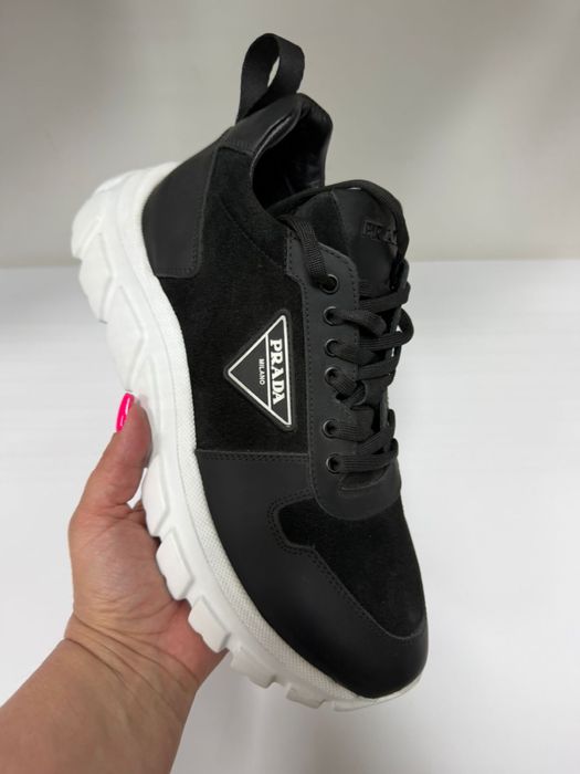 Кросівки Prada розмір 39,40
