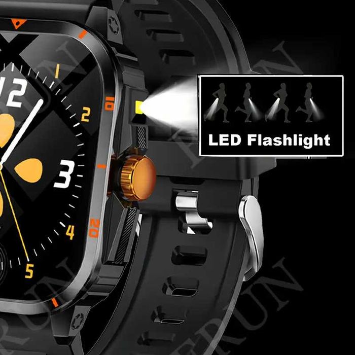Смарт-годинник з функцією фонарика