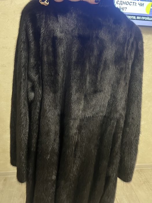 Продам норковую шубу