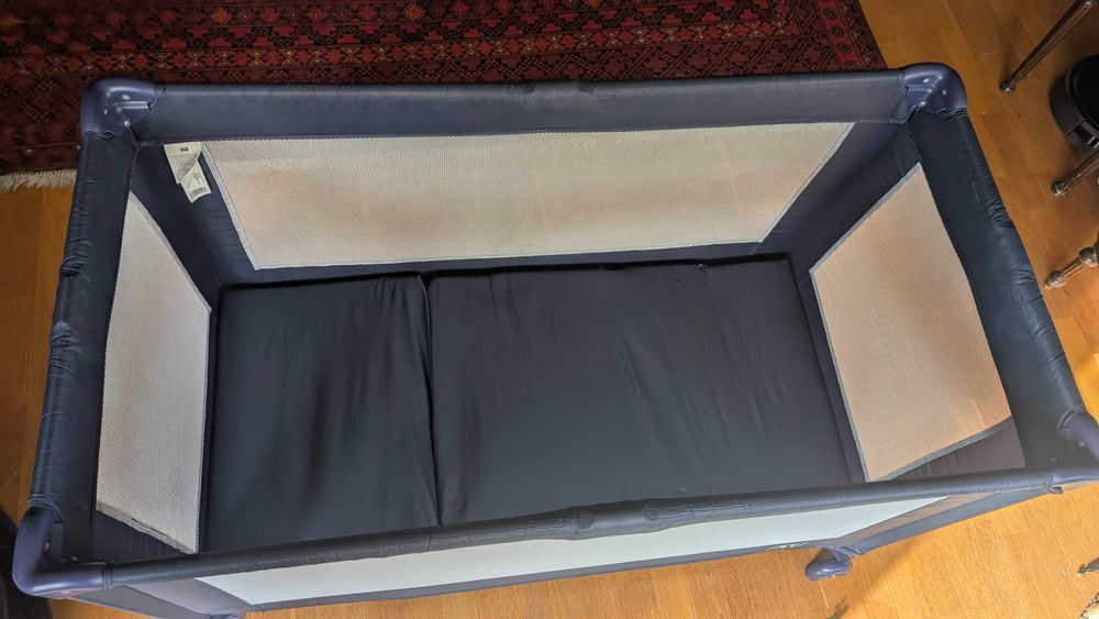 Cama de viagem / Parque Zippy com colchão Zippy