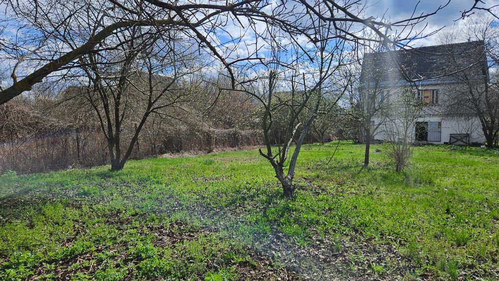 Продаж будинку  Підгірці Новообухівська траса Блакитне Озеро!
