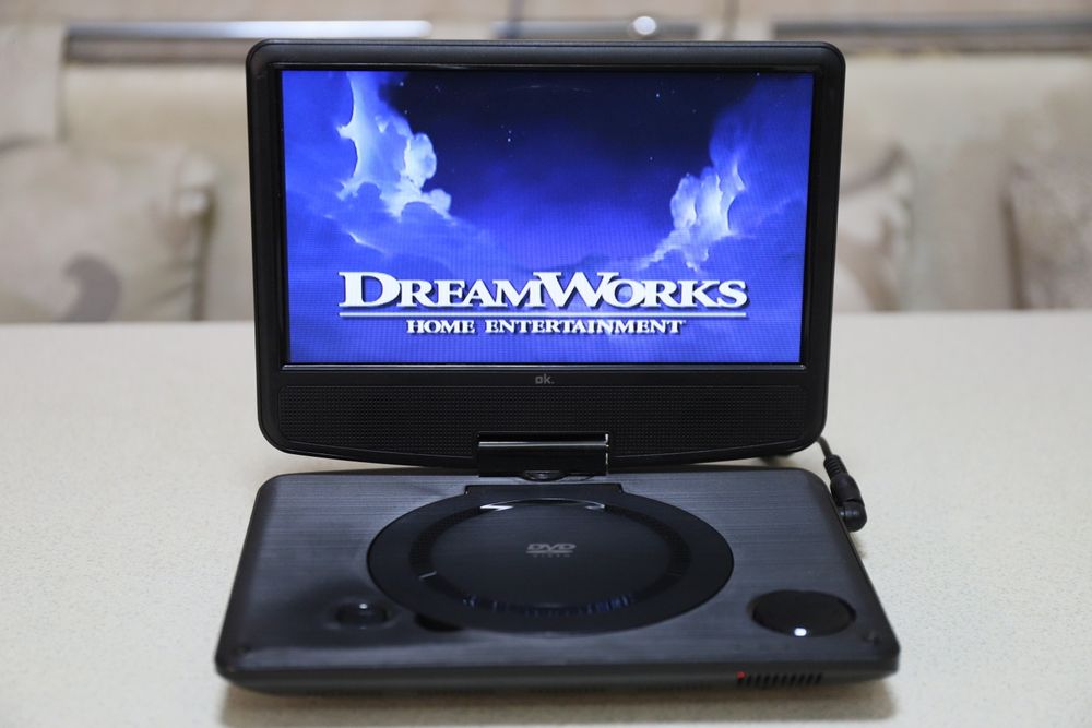 OK . opd 900  Portable  DVD  player