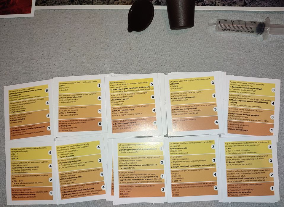 LABORATORIUM GEOFIZYKI – 2x gry + zestaw do eksperymentu