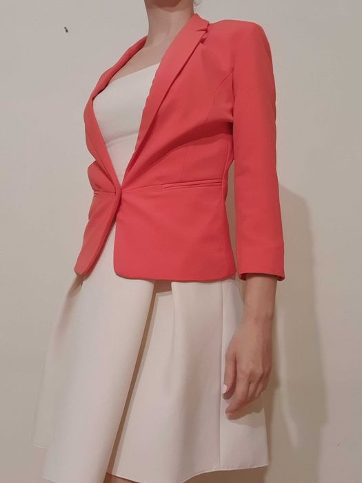 Marynarka Bershka, rozmiar S – elegancka, taliowana