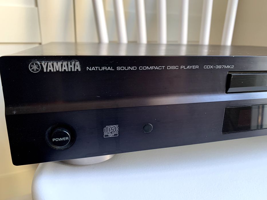 Odtwarzacz CD YAMAHA CDX-397MK2 Natural Sound Compact Disc Player