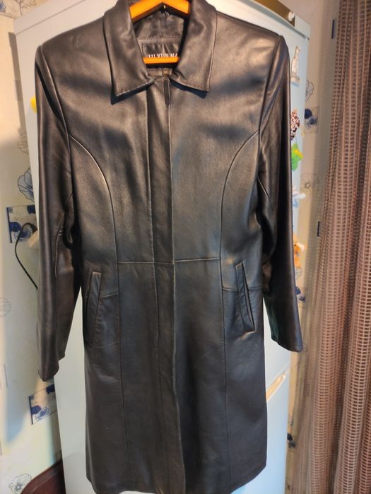 Женский кожаный пиджак