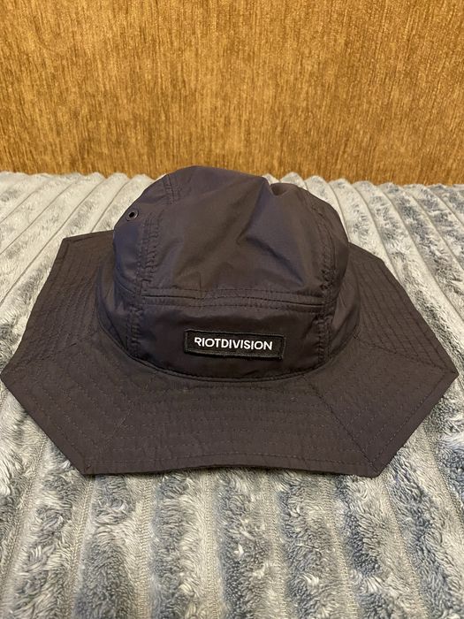 чорна панама Riot Division 60