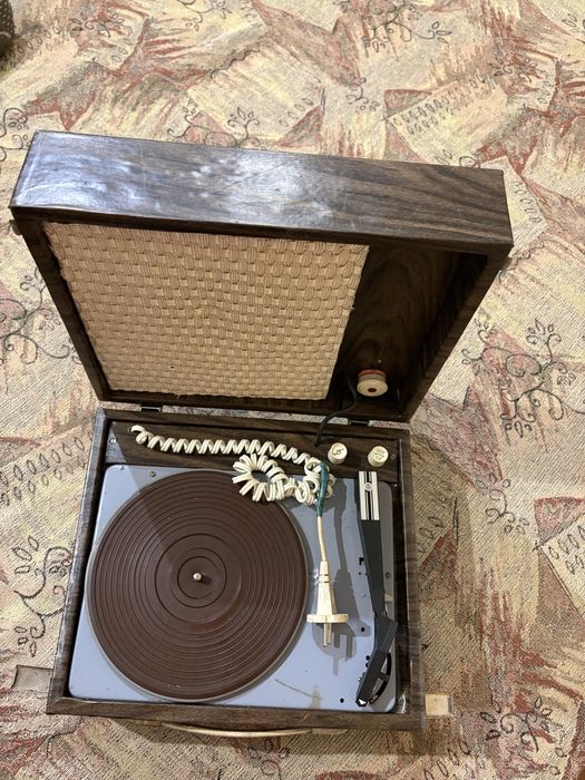 Прогровач вінілу