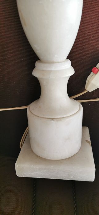 Marble Lamp430225960689346561