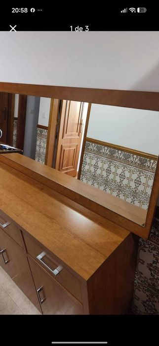 Aparador em Cerejeira + Espelho