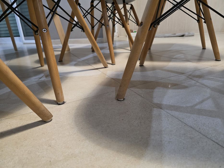 8 Cadeiras  Nórdicas