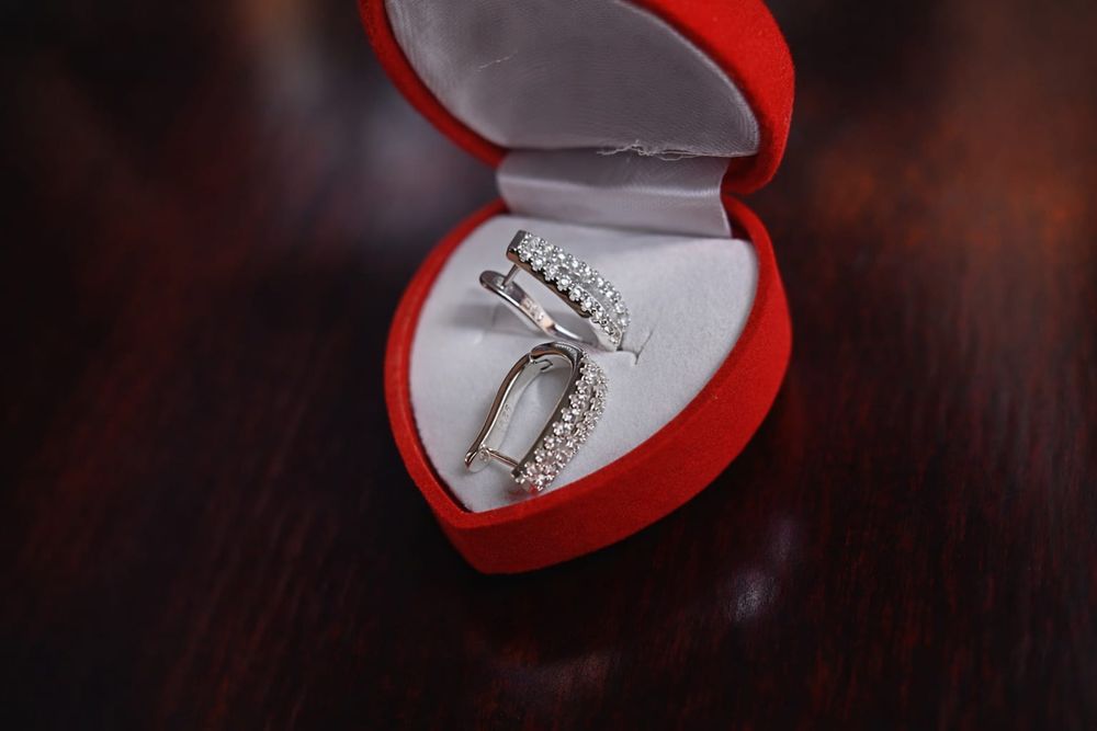 Серебряные серьги(2пары) 925 родированые ,НОВЫЕ можно на подарок ! Девушке