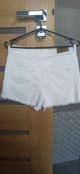 Spodenki białe S/36