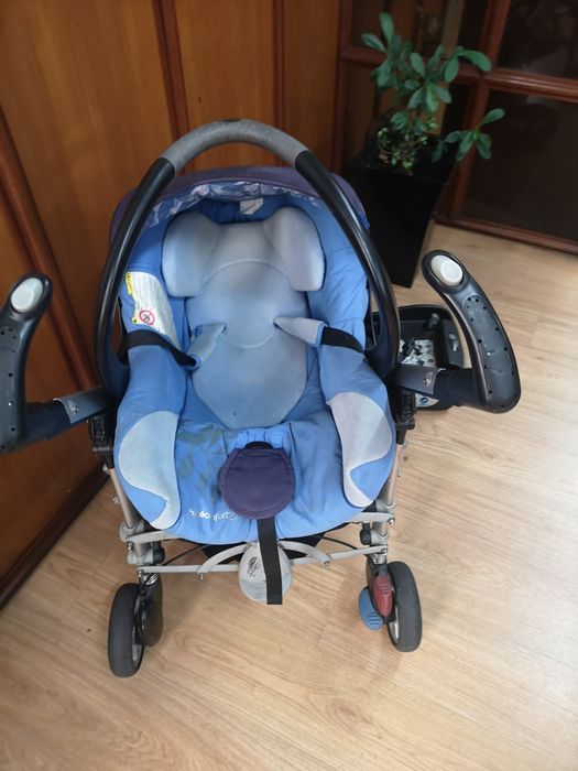 Conjunto carrinho loola bebê com base de assento de carro