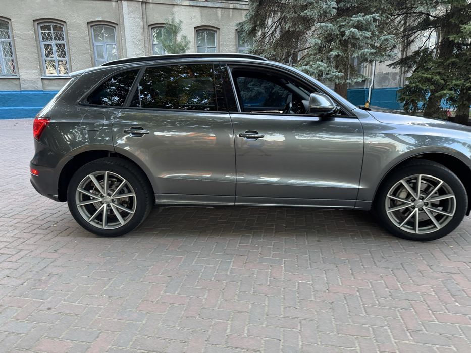 Audi q5 3.0 tfsi Sline