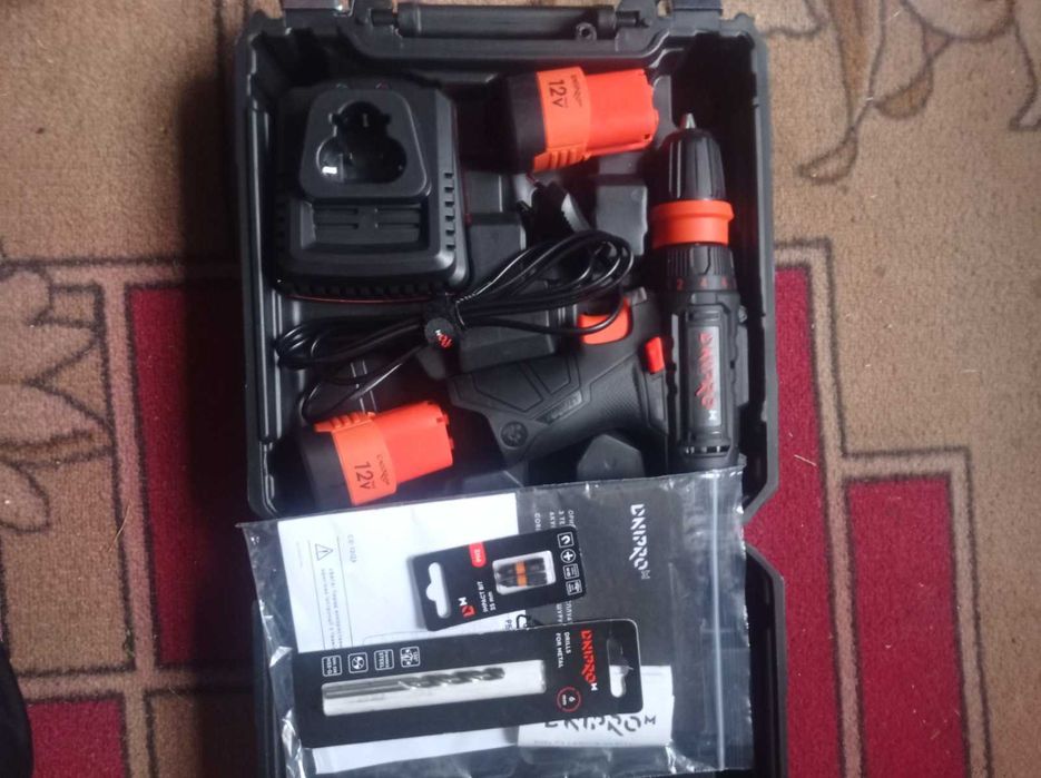 Продам шуруповерт Дніпро М