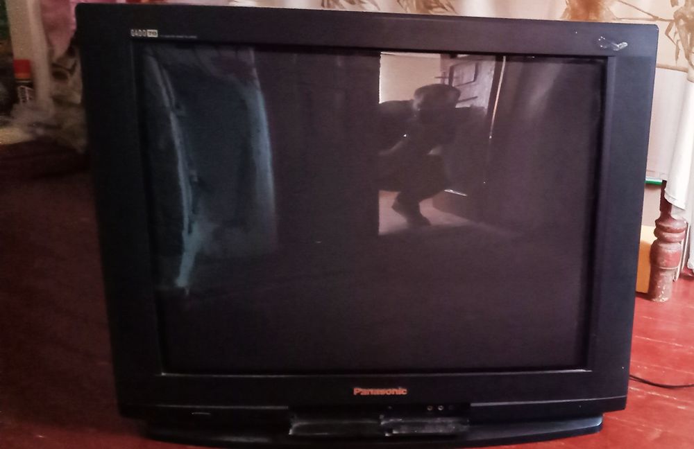 Продам телевізор