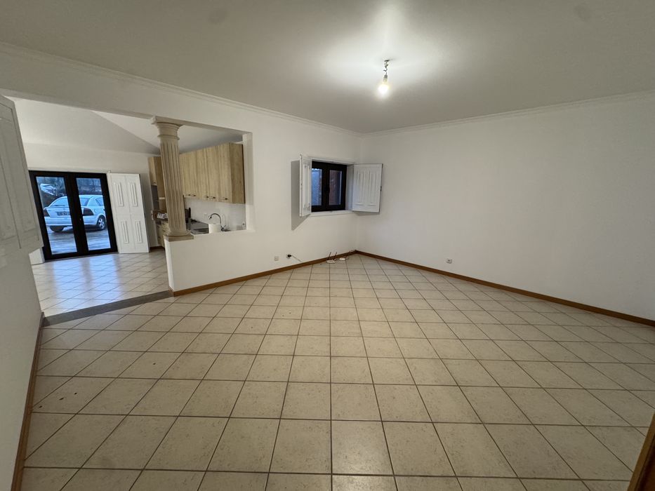 1/2 Moradia T3 para arrendamento