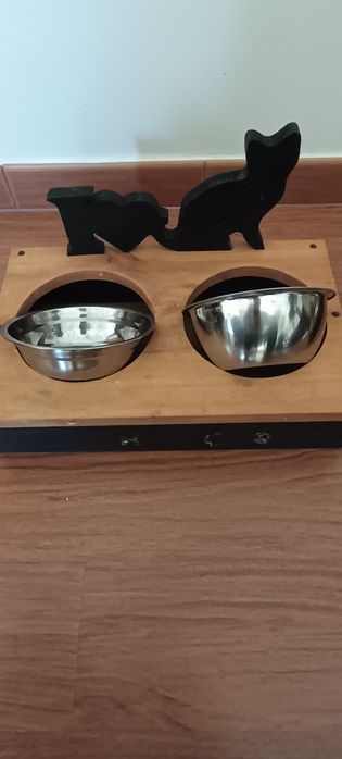Comedouro para Gatos