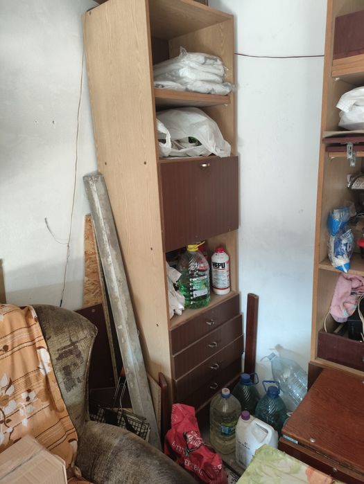 Продам шкафы , скамейку