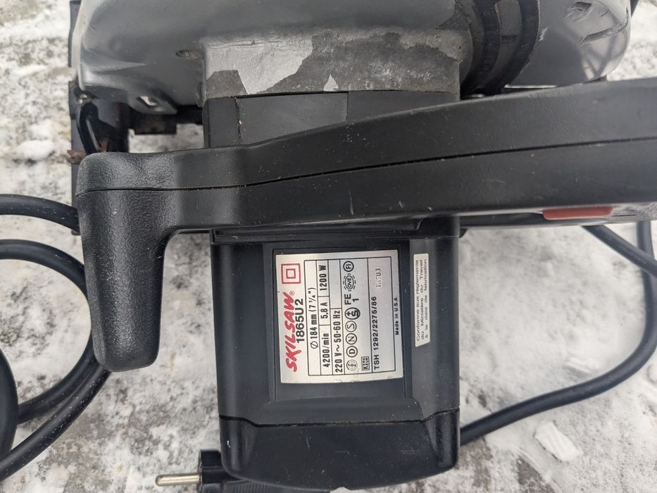 Пилка .торцовка  .ручна