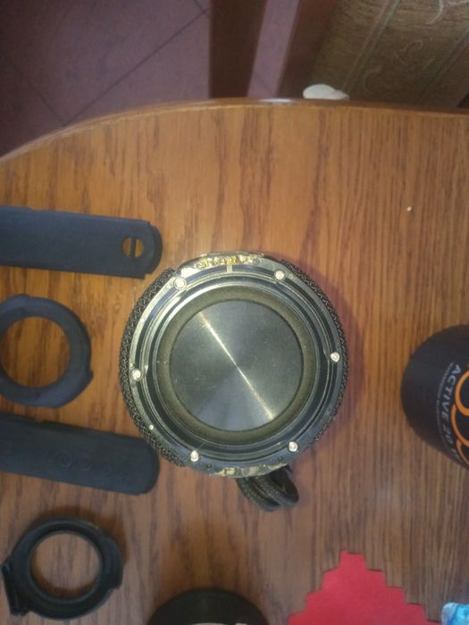 Głośnik JBl wodoszczelny