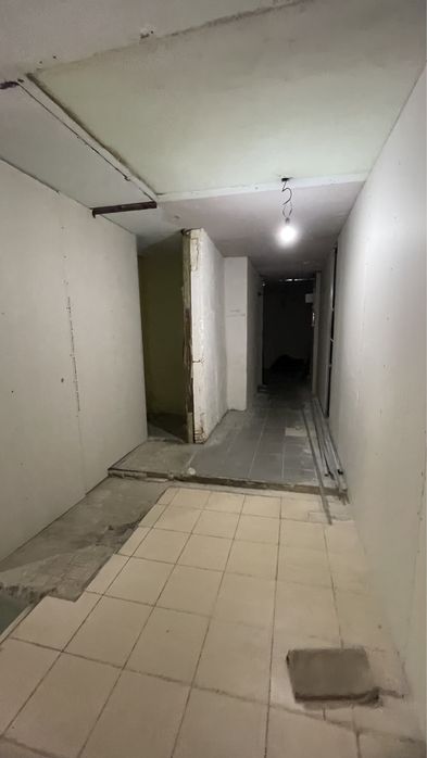 Продам нежилое помещение на Салтовке
