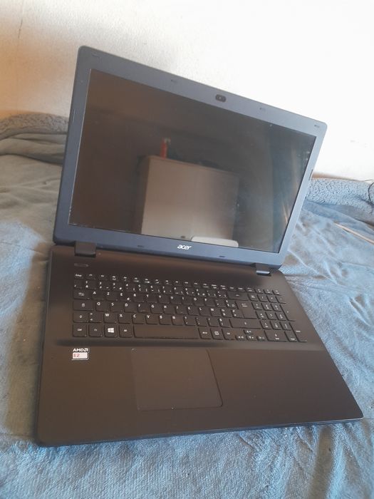 Portatil acer i5 mod: E5-721