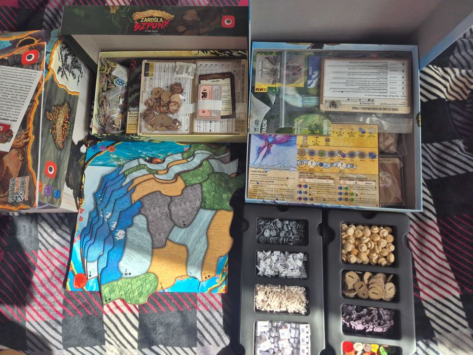 Spirit island + Rozdarta Ziemia + Szpony i zarośla + promo pack 1 + 2 PL